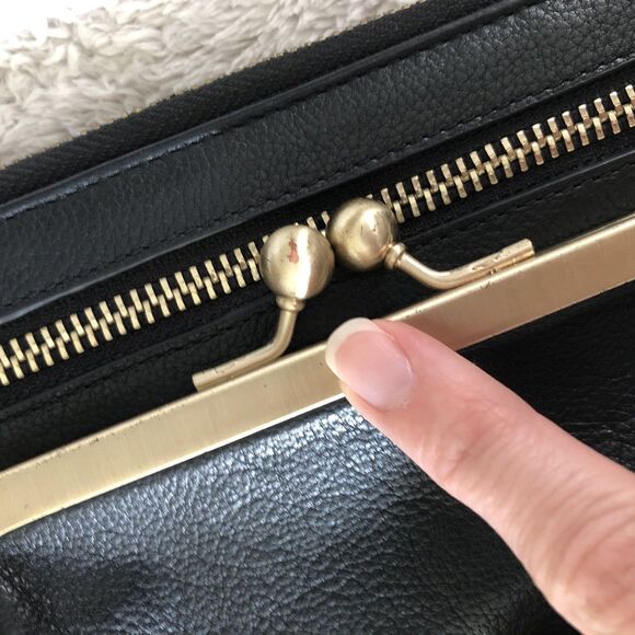 Silpada Zahara Wristlet Wallet Black Pebbled Leather Animal Print Leopard F0004 - Picture 4 of 11